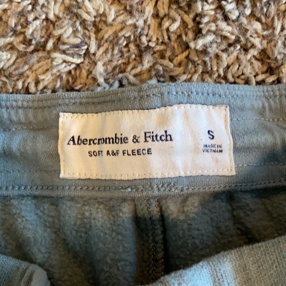 Abercrombie & Fitch Soft Fleece Shorts - Picture 2 of 4